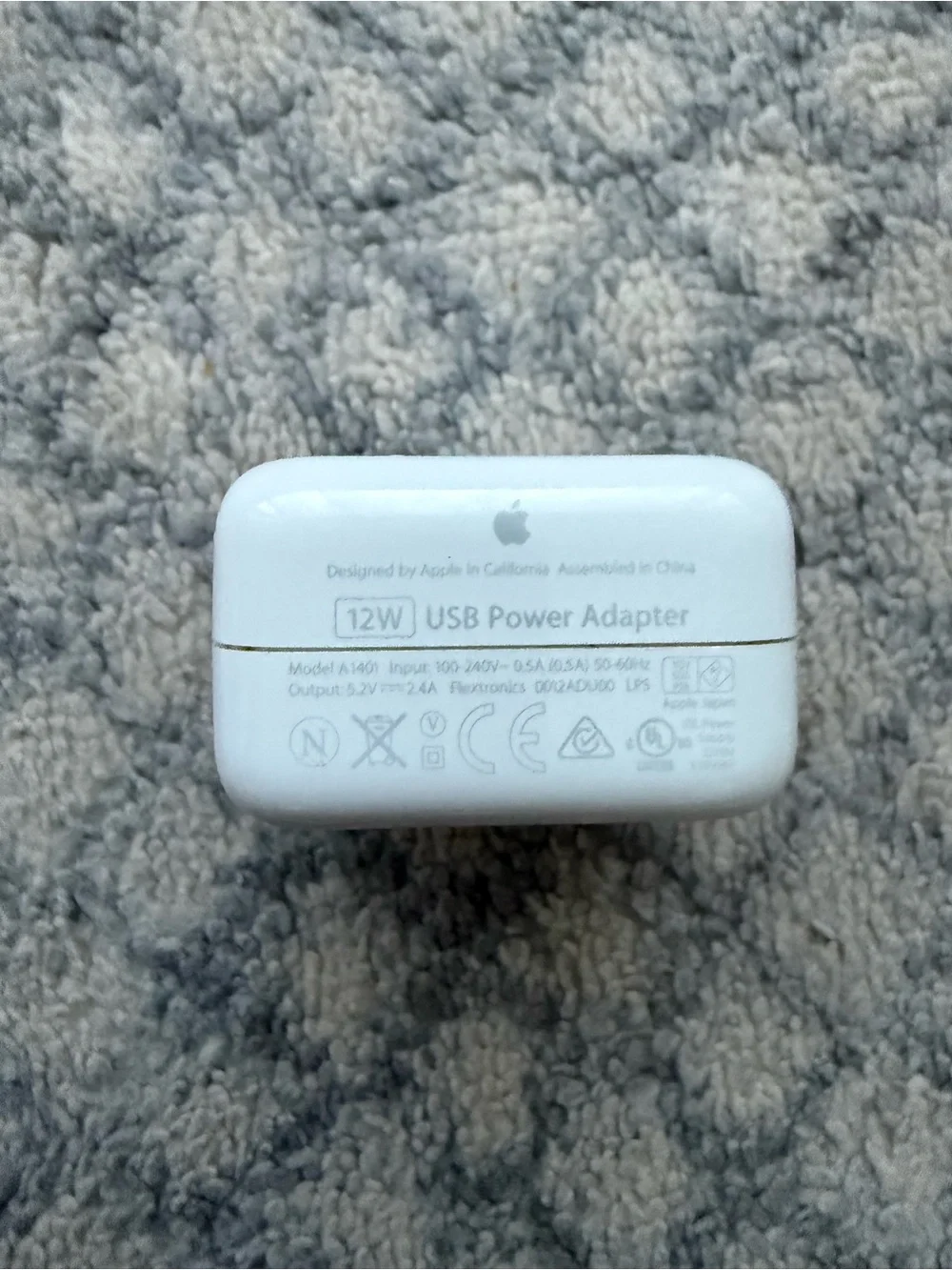 Apple 12W USB Power Adapter - White Gloss